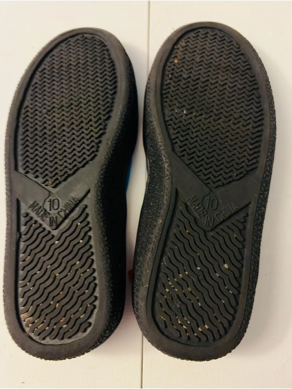 Pokemon Kids vintage water shoes size 10